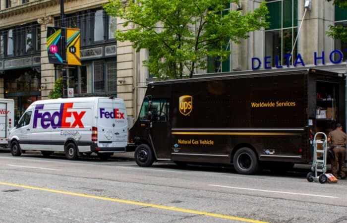 FedEx vs. UPS Aktienanalyse: Welches Unternehmen liefert den Aktionären mehr Rendite aus?